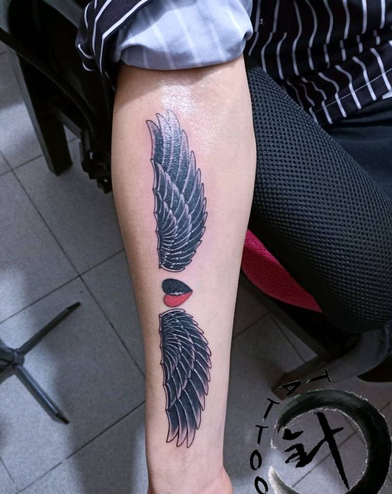 修改遮盖纹身图片_手臂翅膀遮盖纹身图案