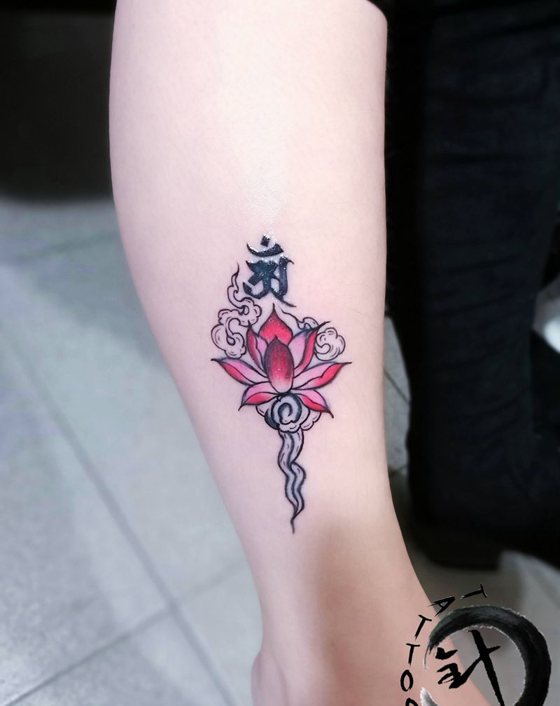 修改纹身图片_腿部水彩莲花纹身图案