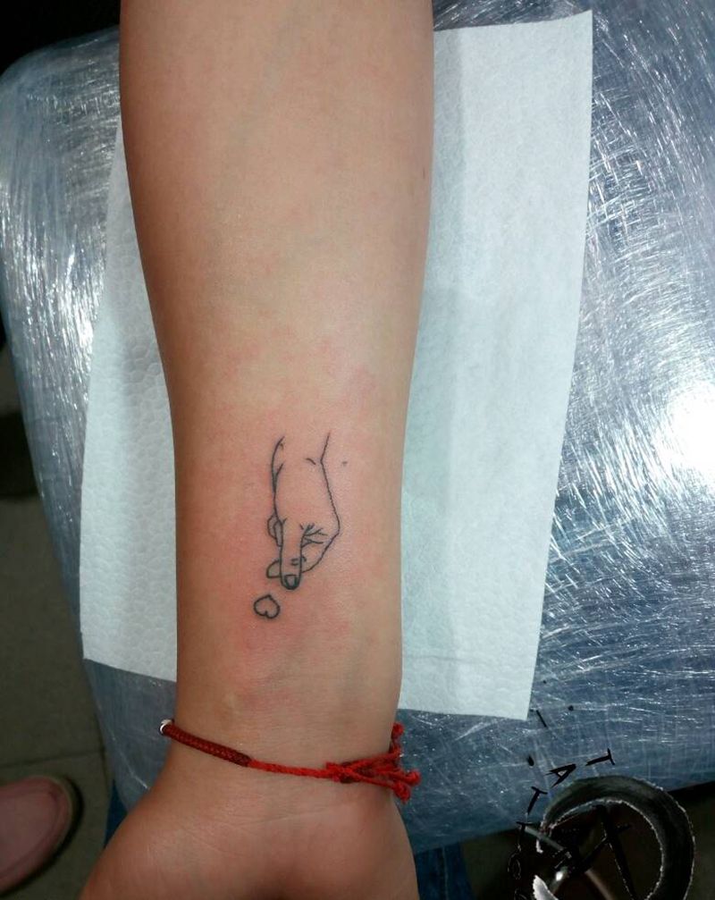 心手势纹身图片_手臂清新静物原创小白刺青塔图~针成品纹身图案