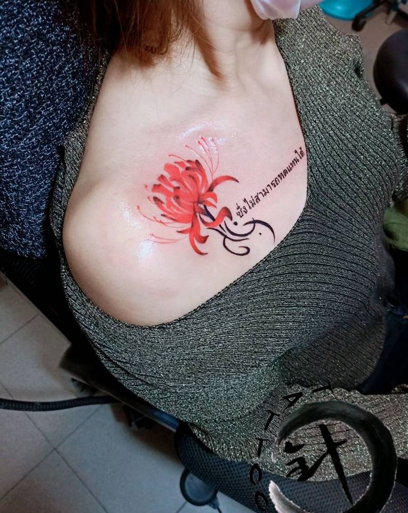 彼岸花※纹身图片_胸部肩部水彩水墨彼岸花字母纹身图案