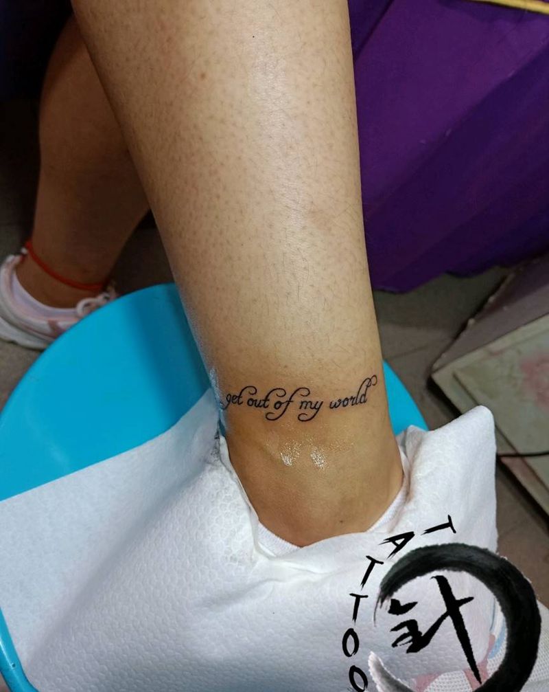 字母纹身图片_脚部纹身图案