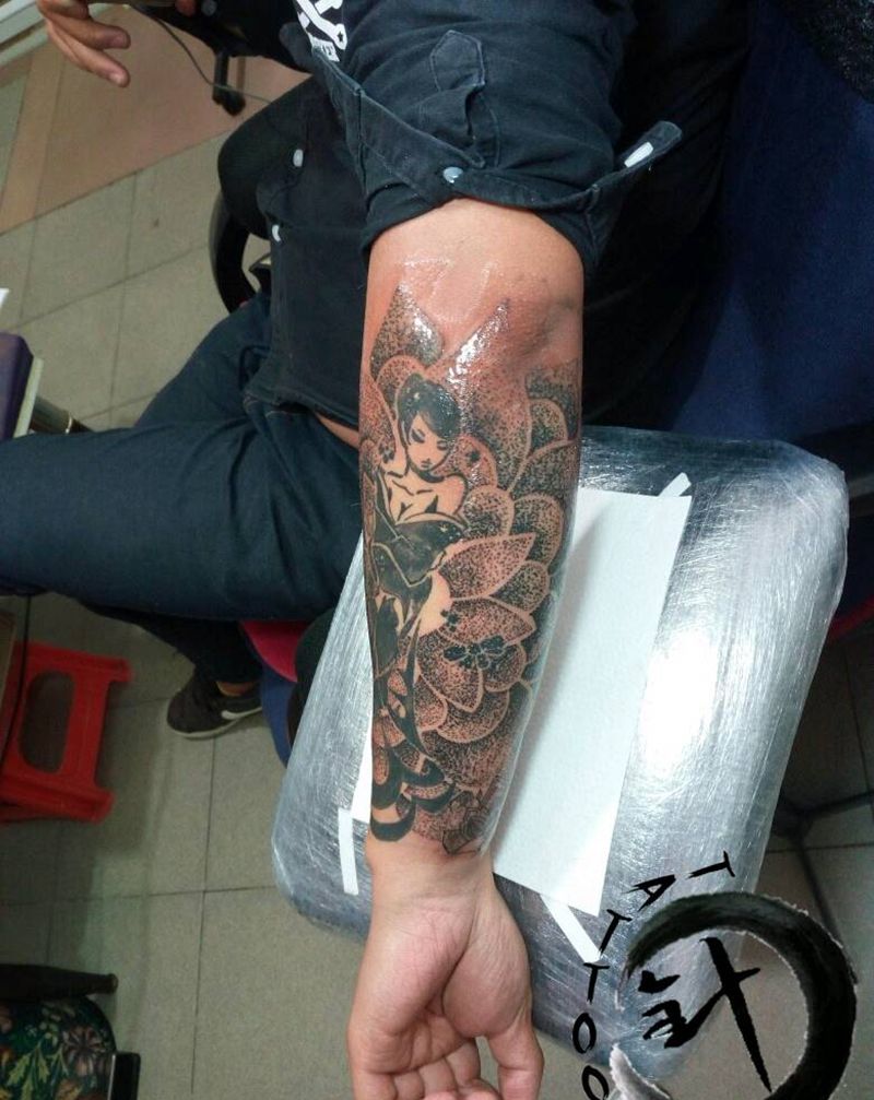 梵花||添加纹身图片_手臂传统几何原创小白刺青塔图~针成品纹身图案