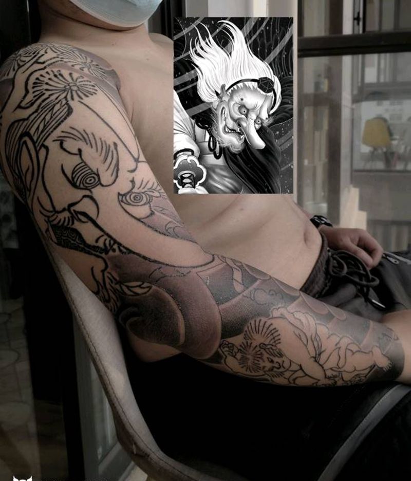 日式花臂未完纹身图片_手部手臂老传统纹身图案