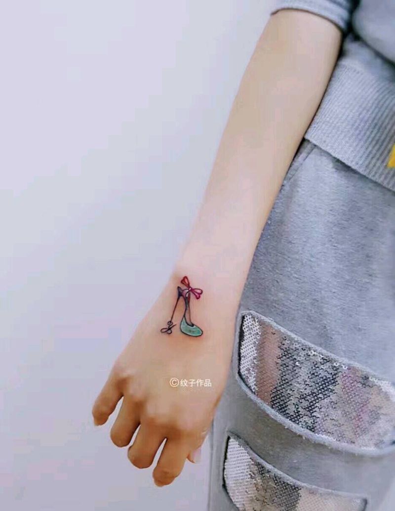 高跟鞋纹身图片