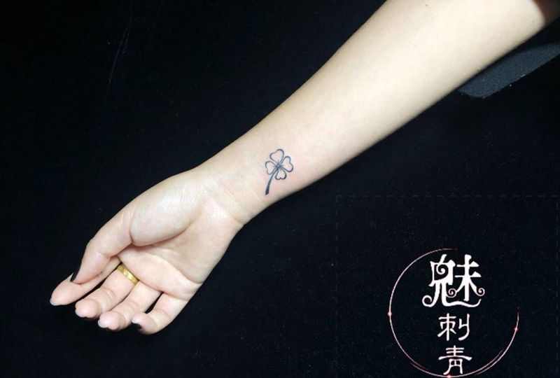 幸运草纹身图片
