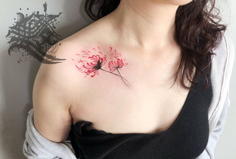 彼岸花纹身图片_胸部纹身图案