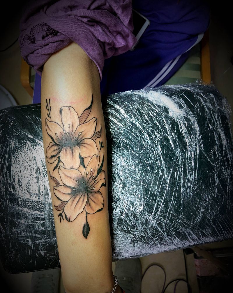 花纹身图片_手部纹身图案