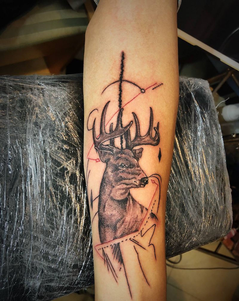 鹿纹身图片_手部Old SchoolNew School纹身图案