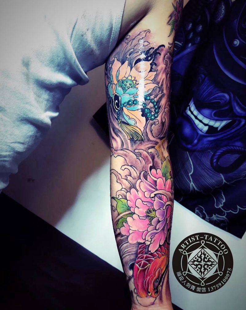 传统花臂未完成纹身图片_手部老传统新传统纹身图案