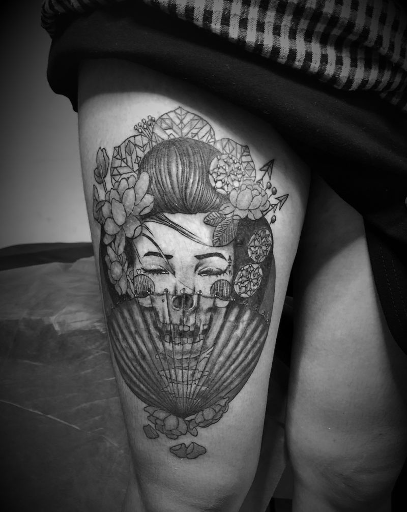 艺伎纹身图片_腿部老传统新传统纹身图案