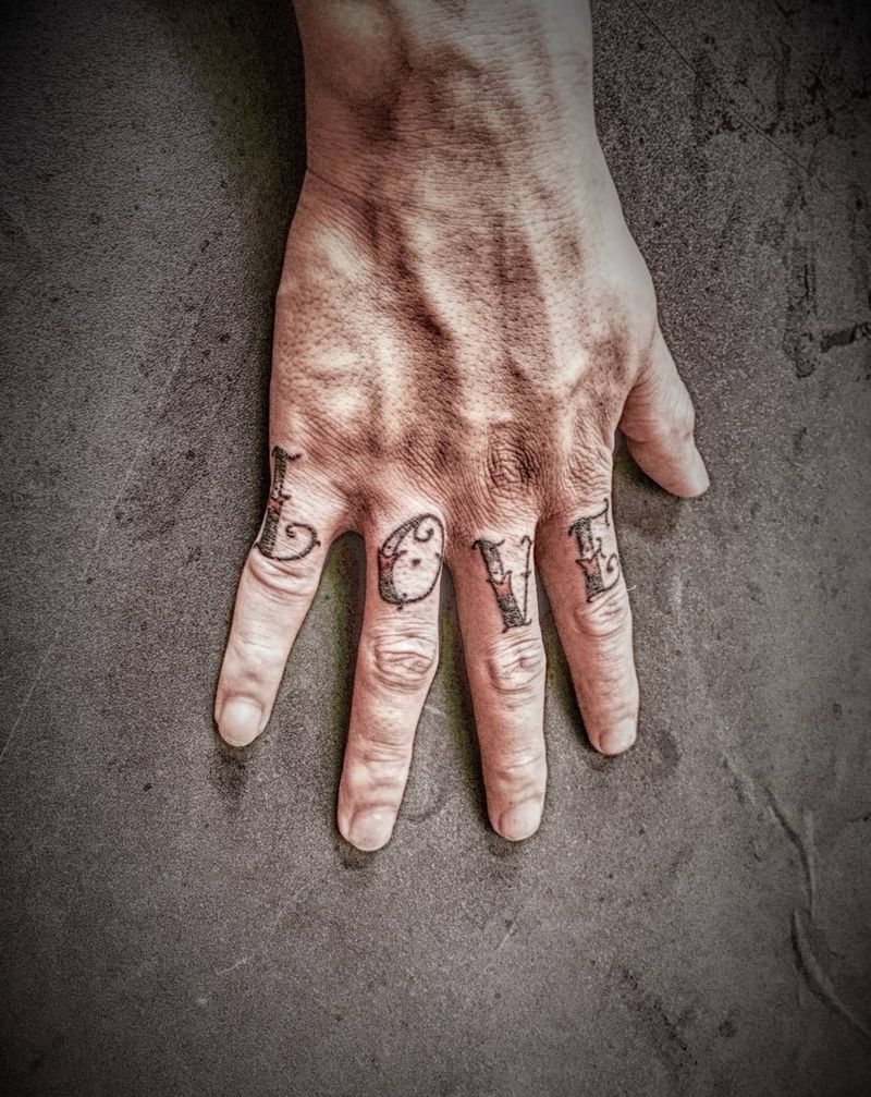 愿你的世界充满爱纹身图片