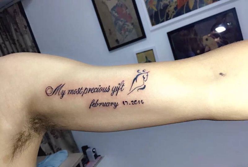 小英文纹身图片_成品手臂图腾纹身图案