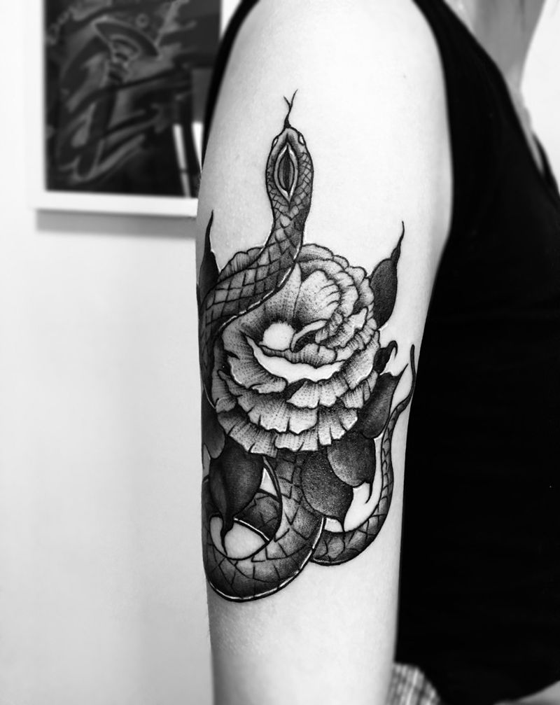 设计图纹身图片_成品手臂手部手稿植物动物纹身图案