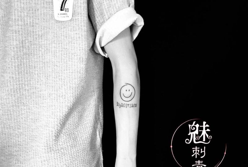 笑脸纹身图片