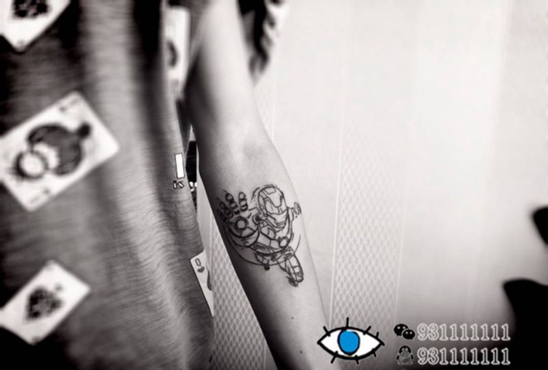 钢铁侠 草图风格纹身图片