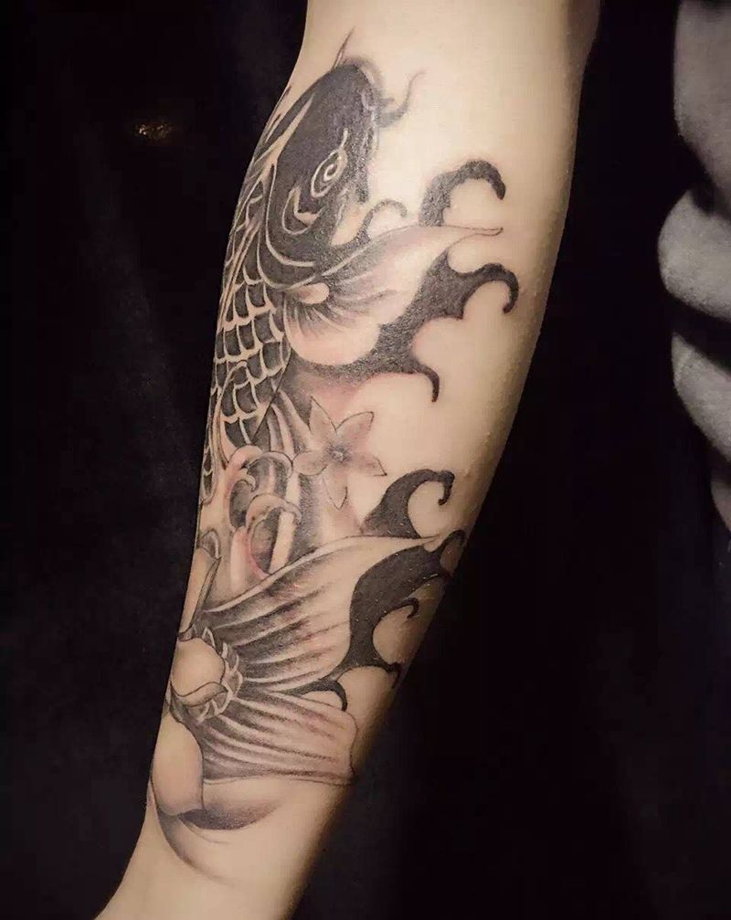 疤痕遮盖纹身图片_成品手臂传统纹身图案