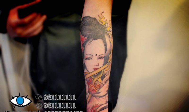 虞姬纹身图片_手臂传统人物纹身图案