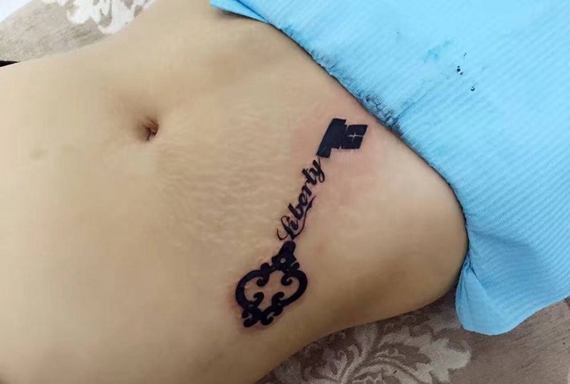 图腾纹身图片_成品腹部图腾纹身图案