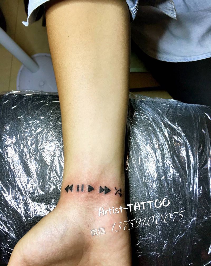 嗨。兄弟姐妹纹身图片