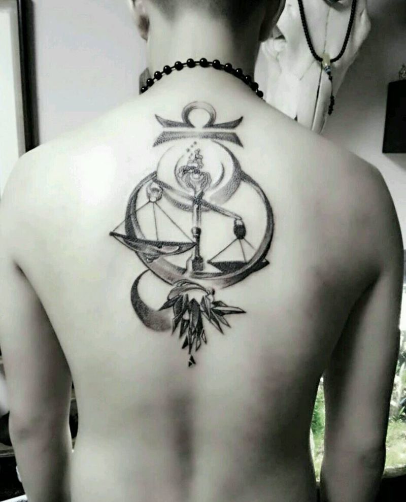 天秤座纹身纹身图片_背部欧美字符原创成品纹身图案