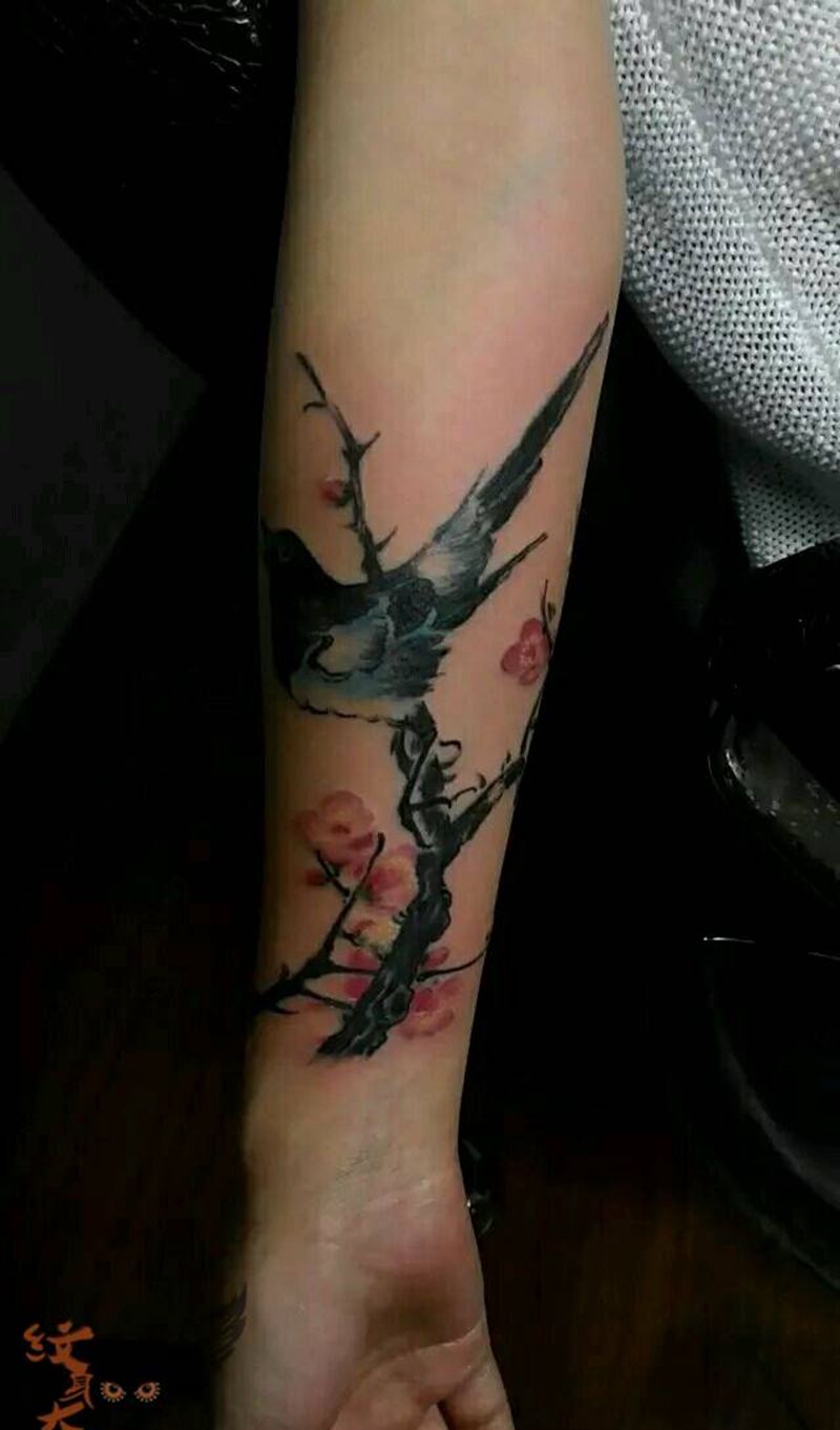 喜上眉梢纹身图片_手臂传统国画动物纹身图案