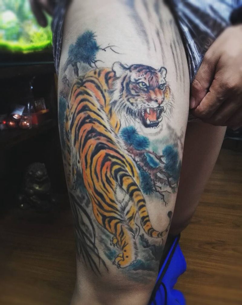 上山虎纹身图片_腿部传统国画动物成品纹身图案