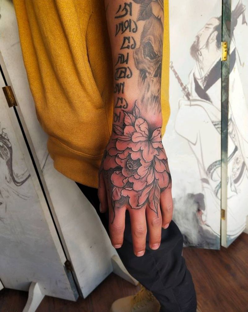 花纹身图片_手部传统纹身图案