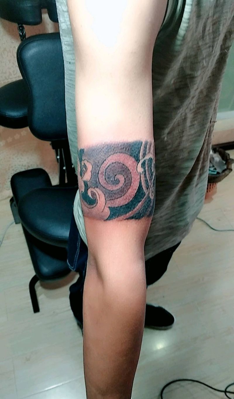 手环纹身图片_手臂写实原创成品纹身图案