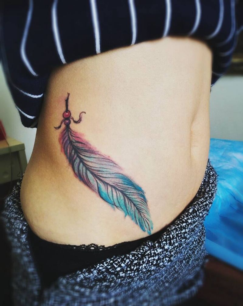 羽毛纹身图片_腹部欧美原创成品纹身图案