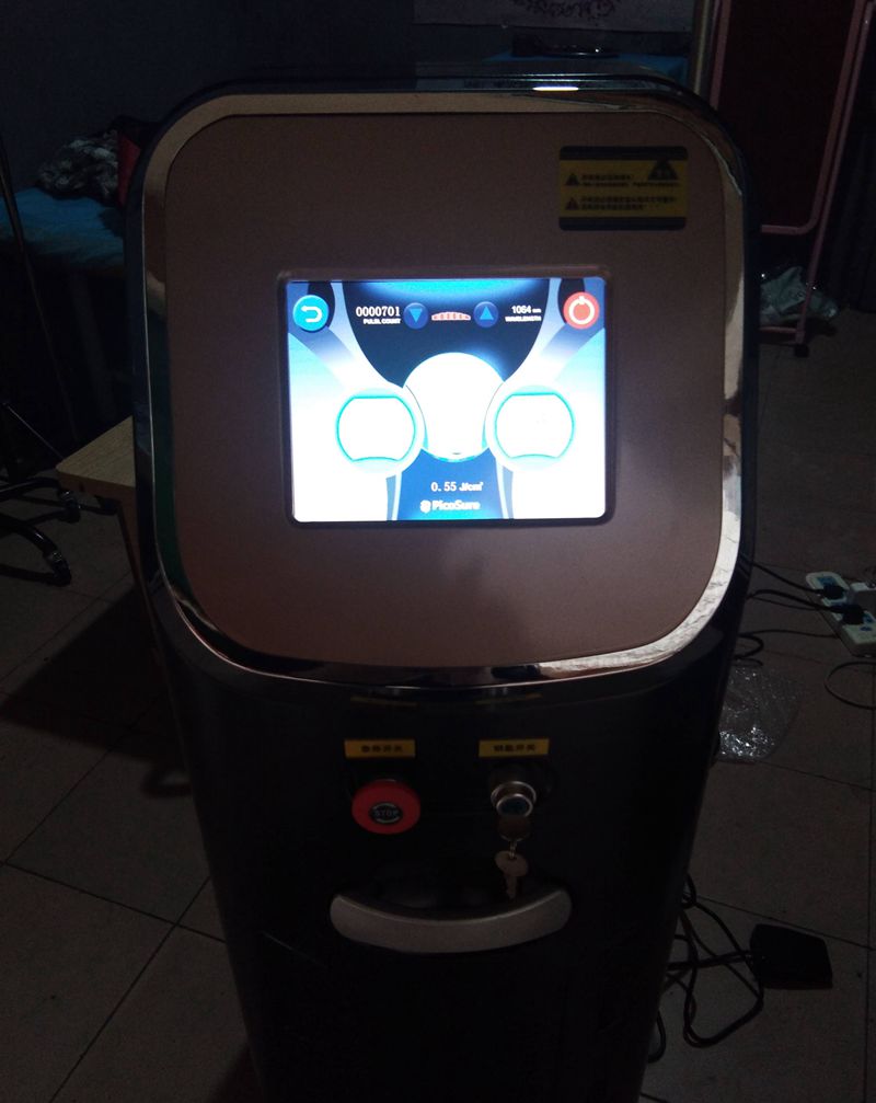 我工作室可以洗纹身纹身图片_背部胸部老传统新传统纹身图案