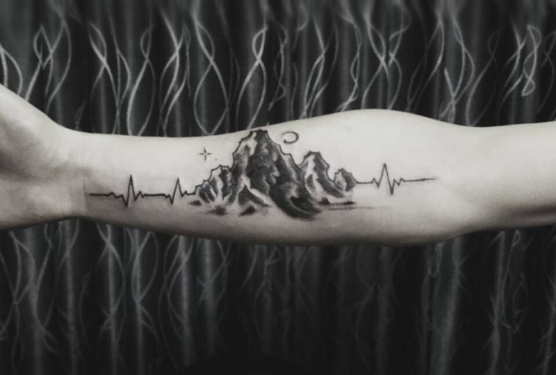 盖疤纹身图片_手臂清新原创成品纹身图案