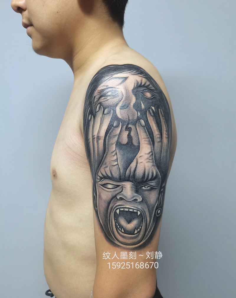 修改失败纹身纹身图片_手臂欧美写实水墨遮盖修改补色纹身图案