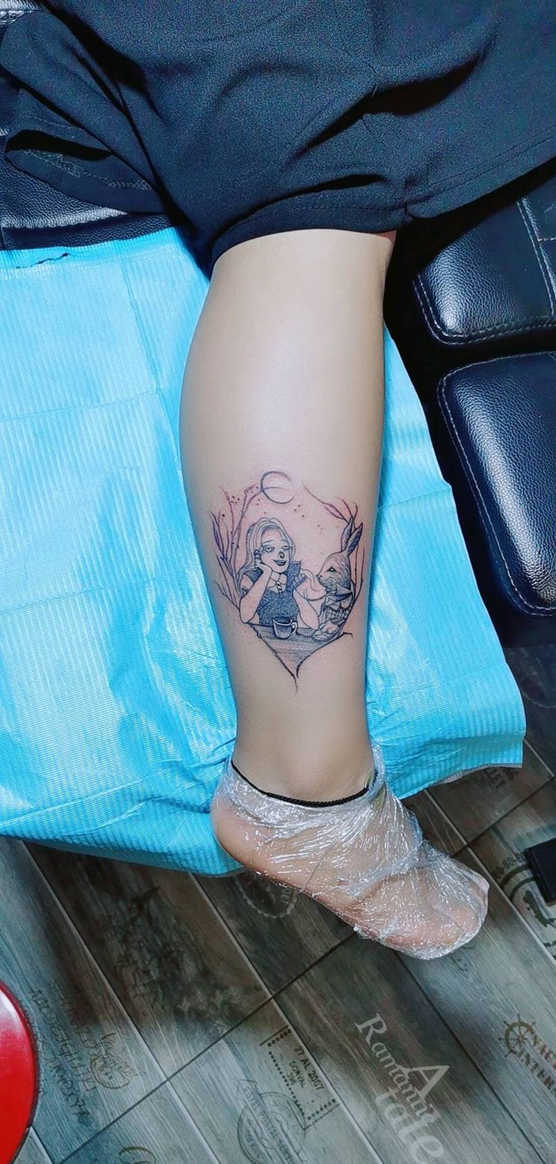 小图纹身图片_脚部点刺纹身图案