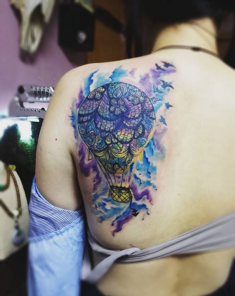 遮盖旧图，彩墨汽球纹身图片_背部欧美原创成品纹身图案
