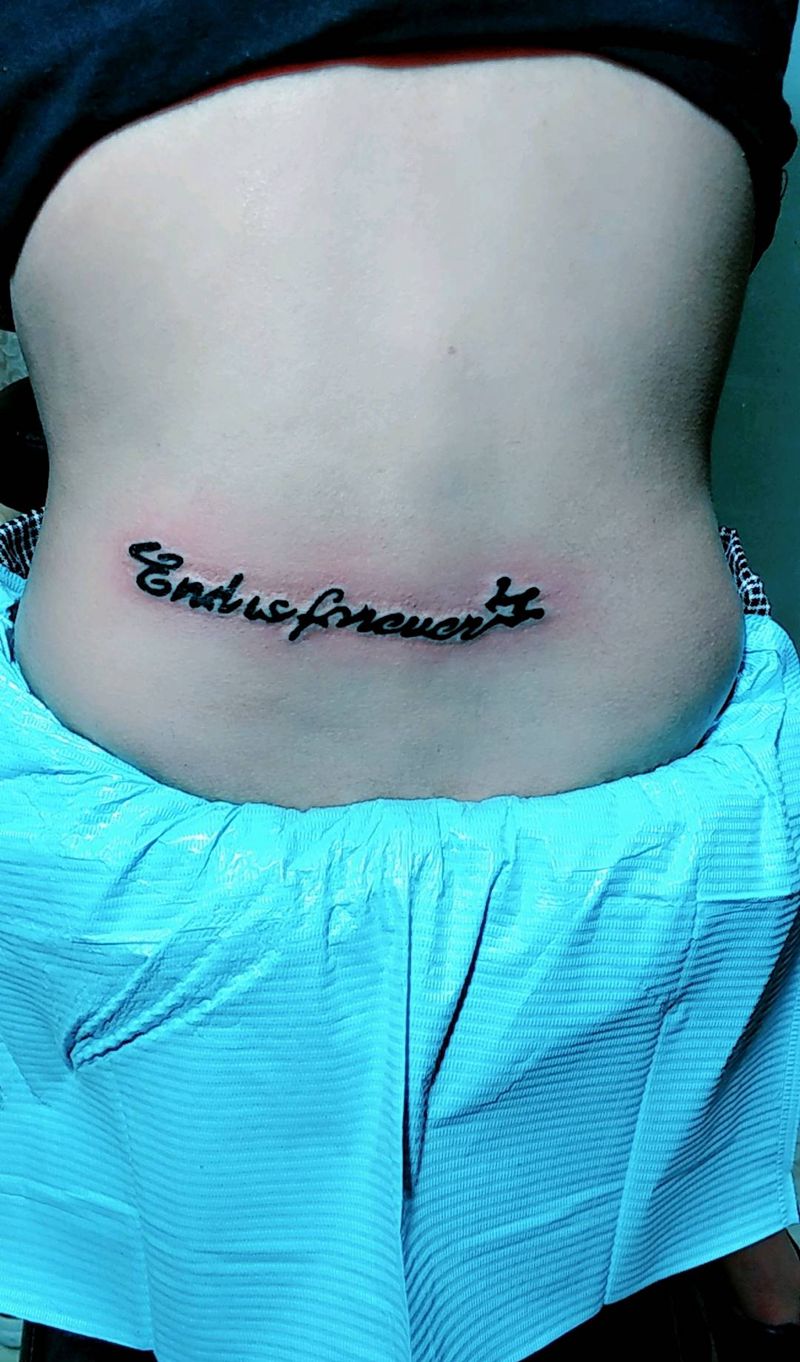 字母遮盖疤痕纹身图片_腰部纹身图案