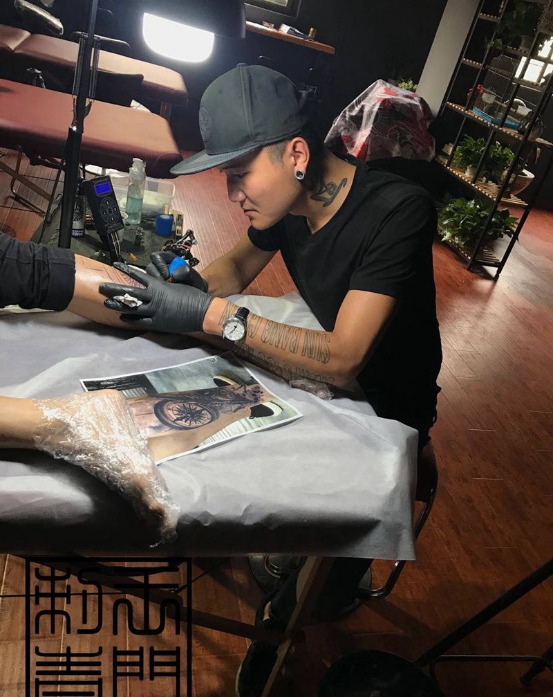 王门刺青 首席 王梓浩纹身图片