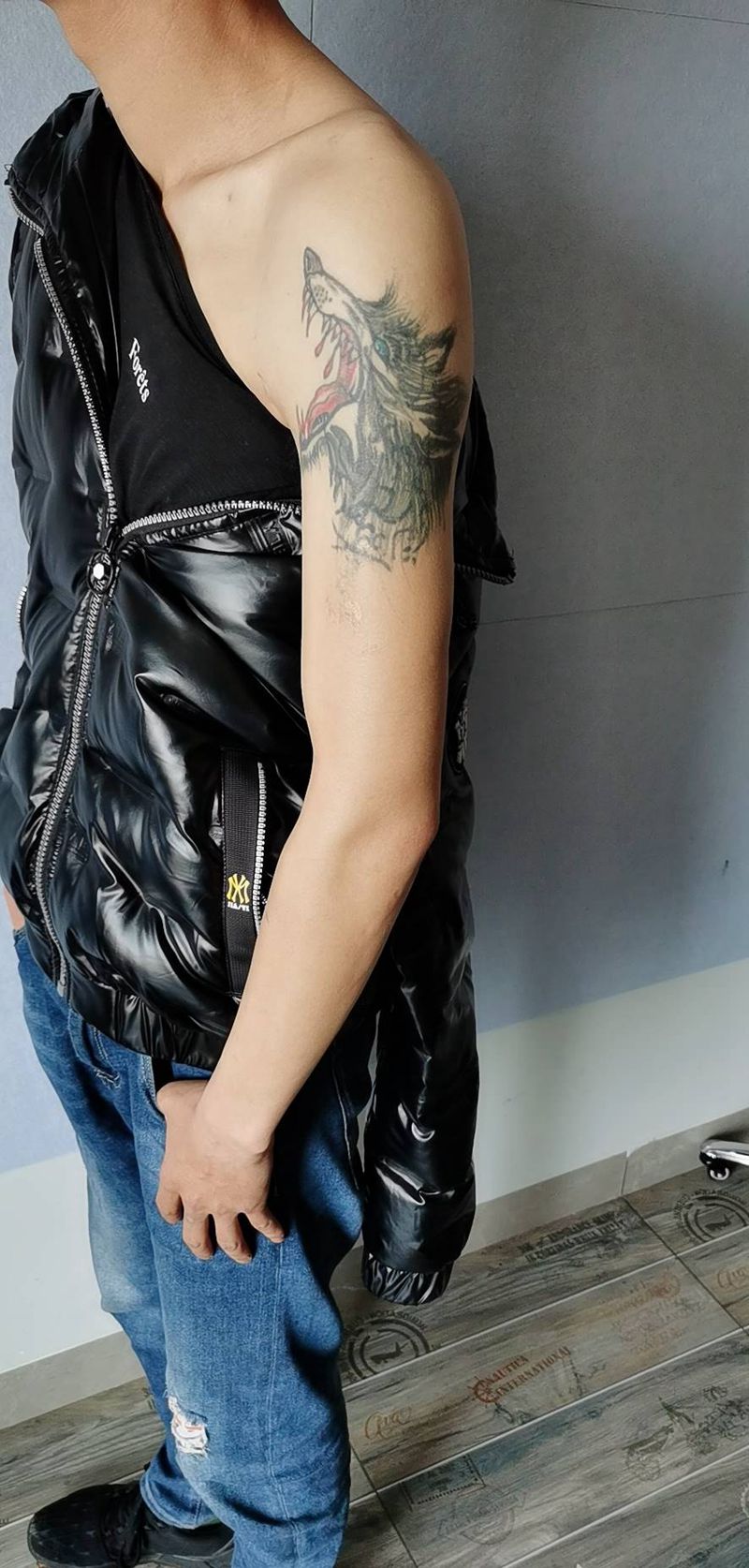 遮盖  纹身纹身图片_手臂新传统纹身图案