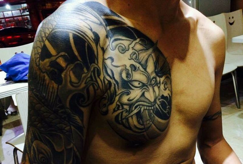 般若半甲纹身图片