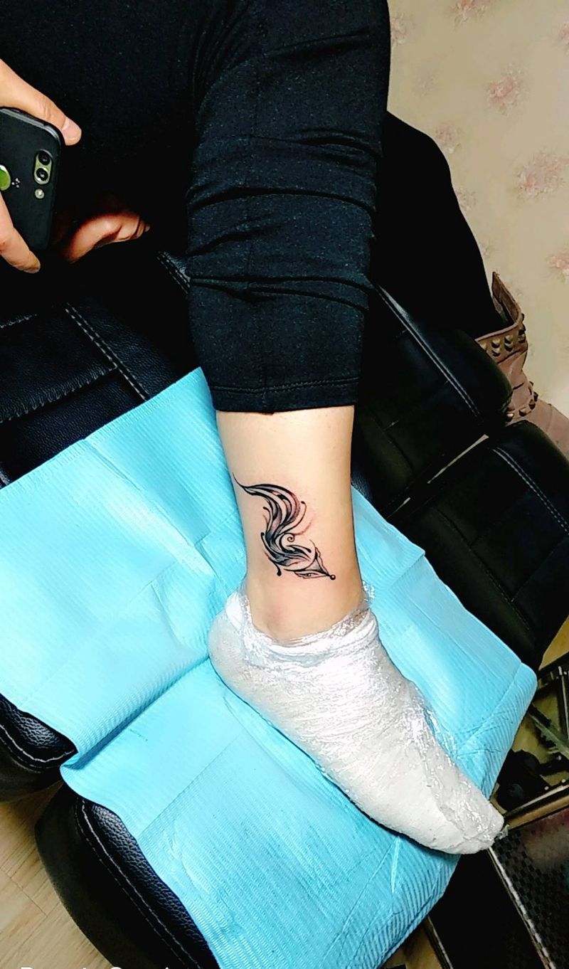 狐纹身图片_腿部新传统纹身图案