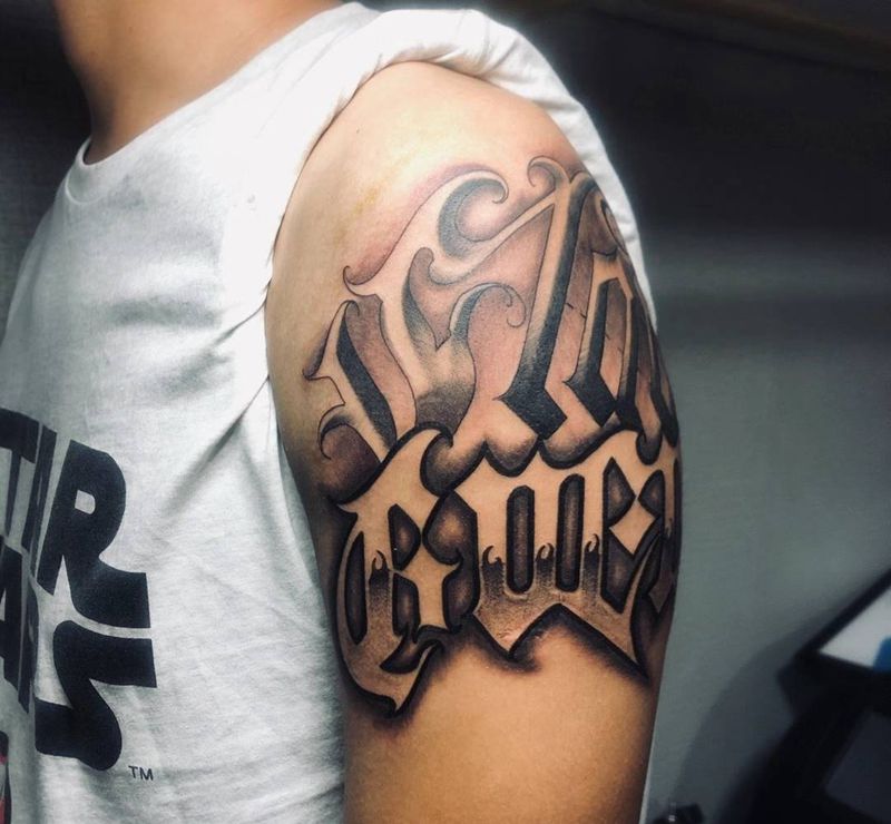 even star纹身图片_花体字纹身图案