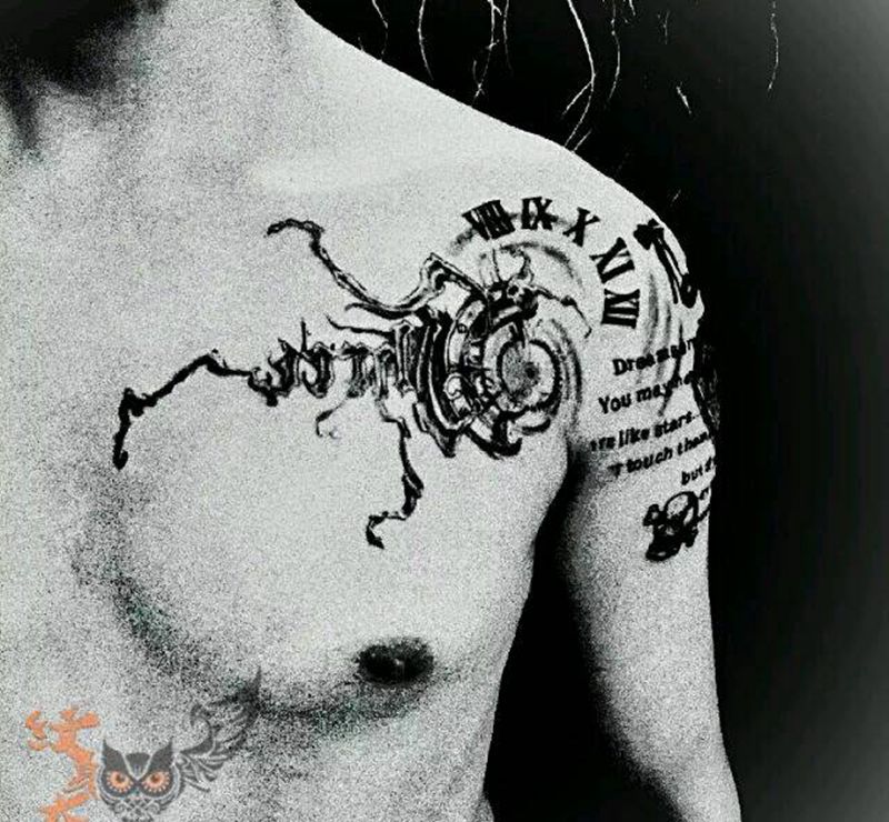 欧美多元素组合图纹身图片_肩部欧美字符静物原创纹身图案