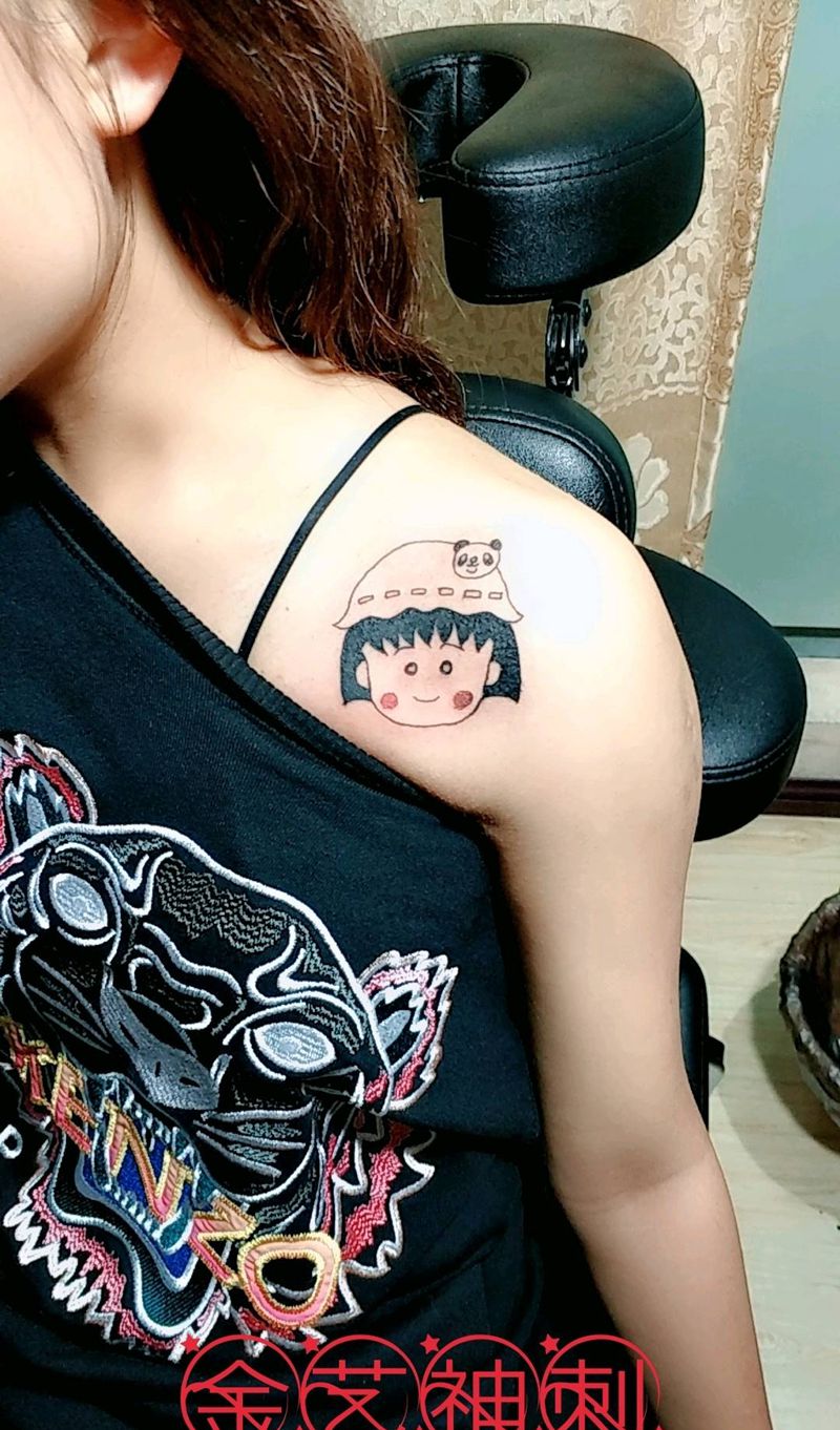 个性 美女  樱桃小丸子纹身图片_肩部清新人物原创成品纹身图案