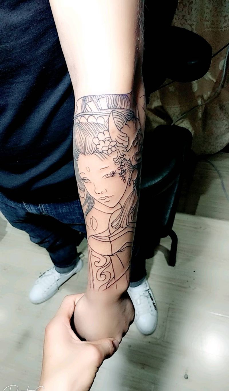 艺妓 线条纹身图片_手臂新传统纹身图案