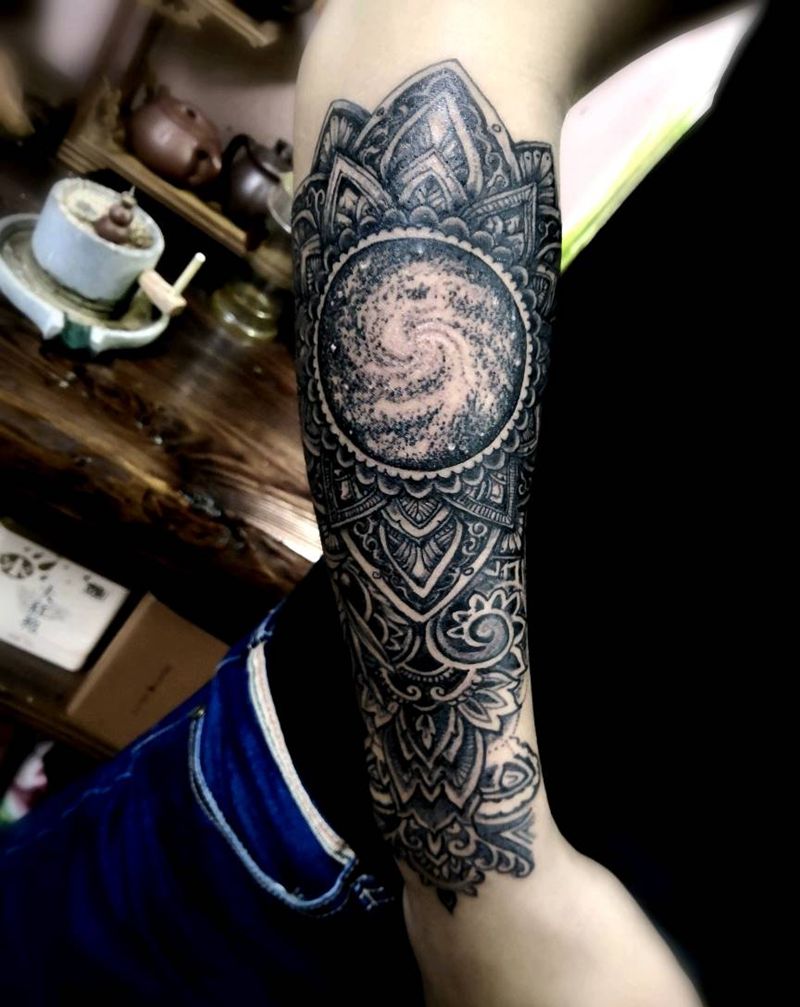 梵花小臂纹身图片_手部欧美几何原创成品纹身图案