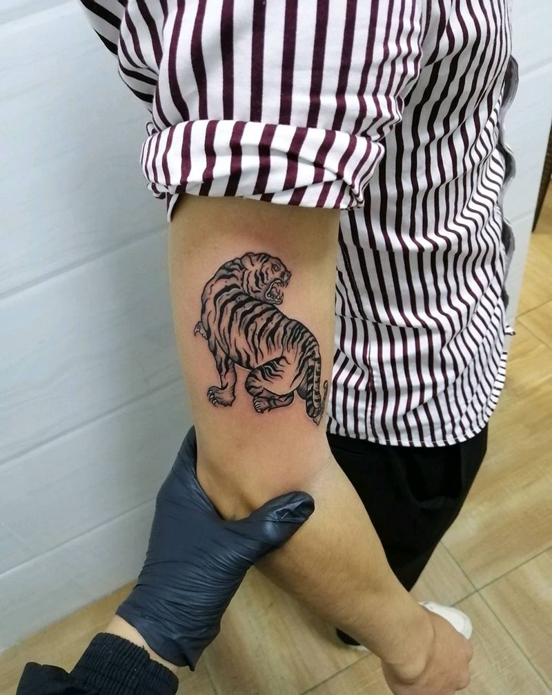 老虎纹身图片_动物纹身图案