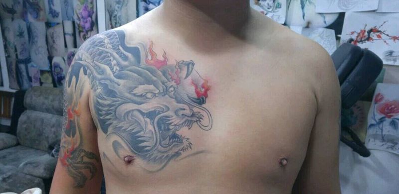 中国传统纹身图片_背部传统宗教成品纹身图案