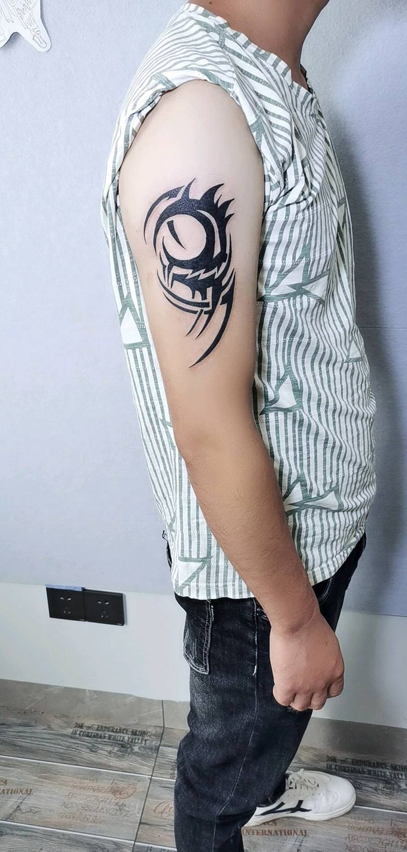 图腾纹身图片_手臂图腾纹身图案