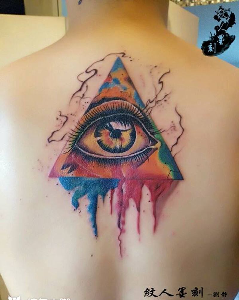全能之眼纹身图片_背部宗教昆明云南纹人墨刻成品纹身图案
