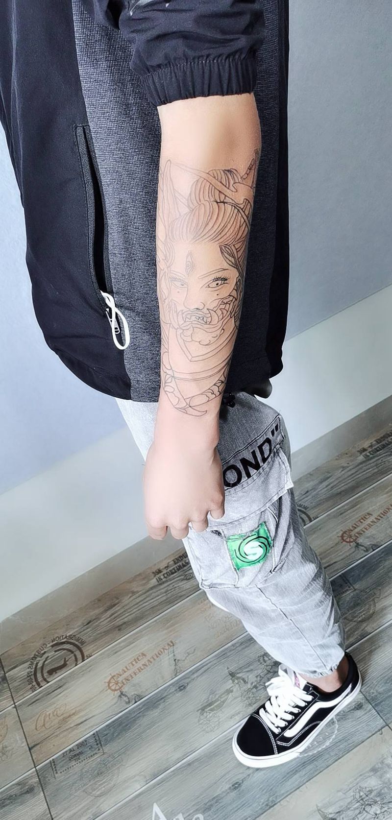 小臂  艺妓 线条纹身图片_手臂纹身图案