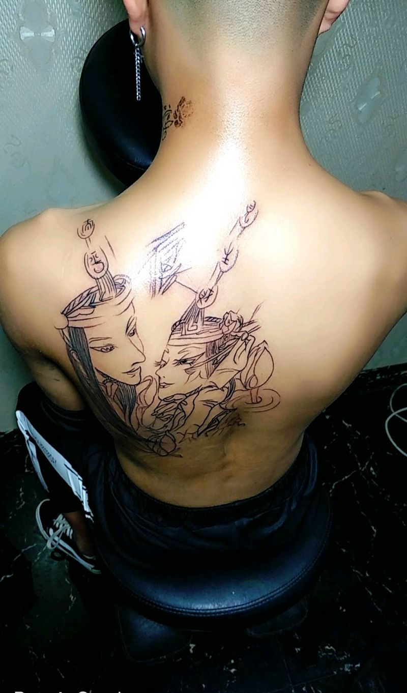 黑白无常纹身图片_背部新传统纹身图案